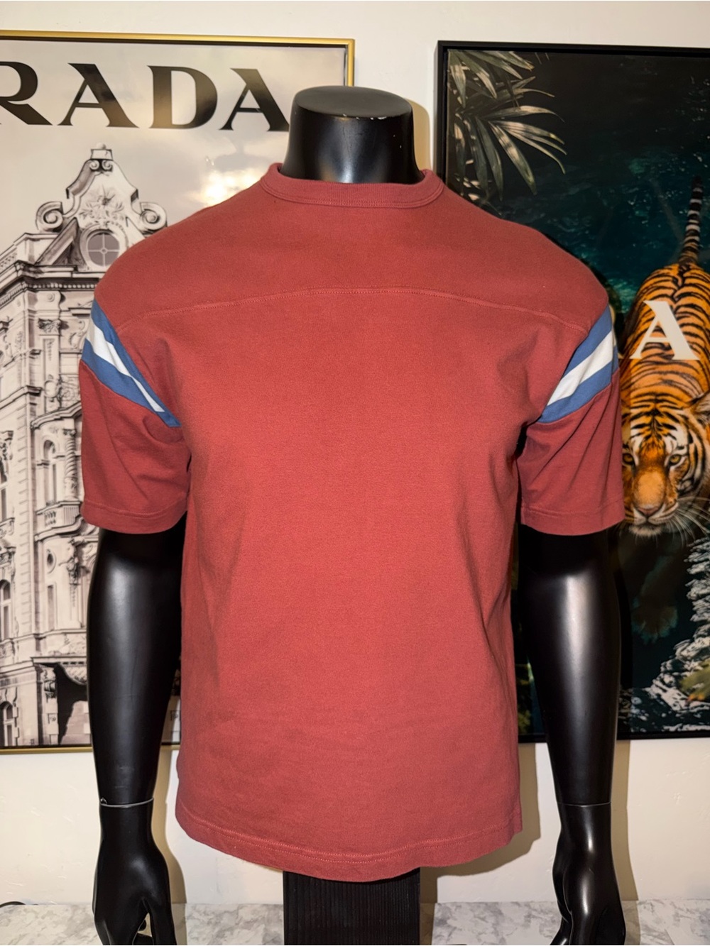 Old Navy Men's Rust Short Sleeve Crewneck with Blue and White Shoulder Stripes